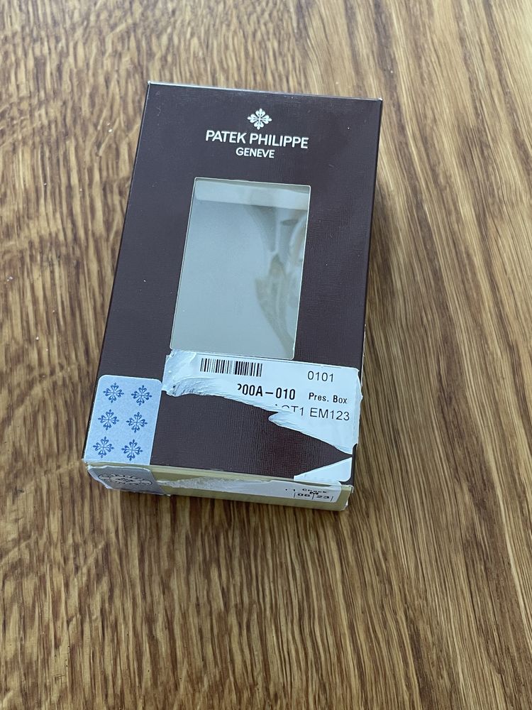 Patek Philippe pudełka serwisowe na zegarki dla kolekcjonera