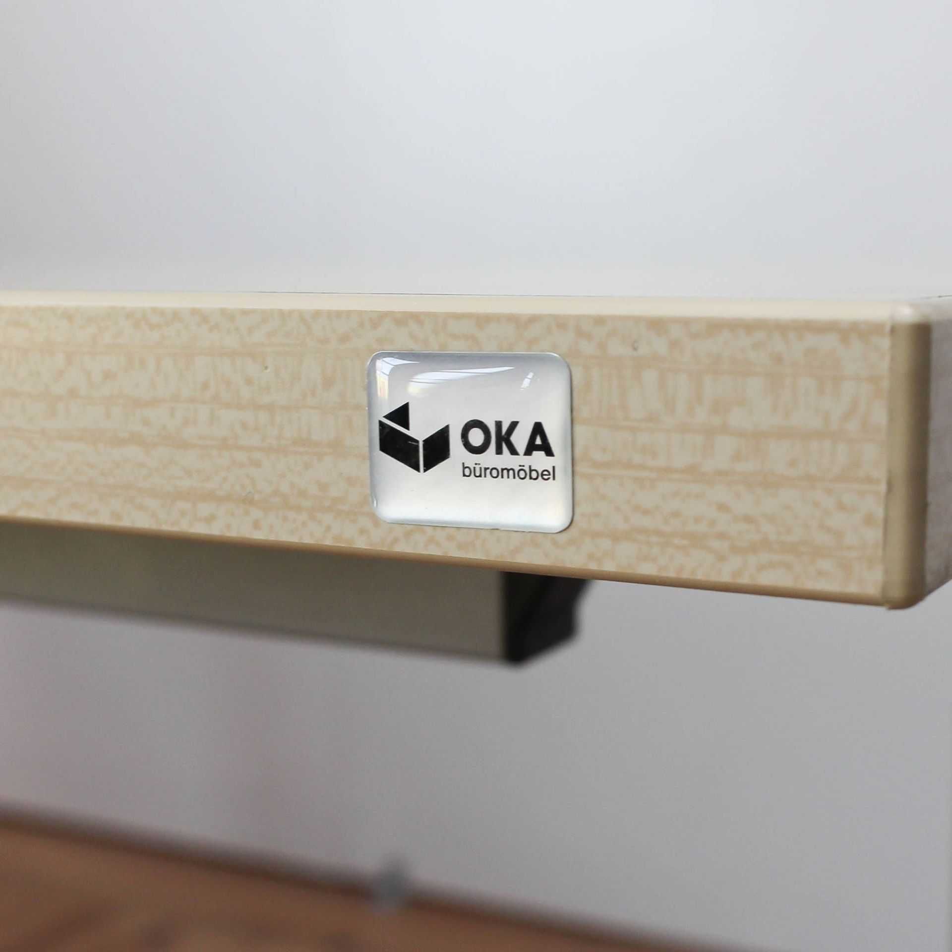 Biurka biurowe renomowanej firmy OKA