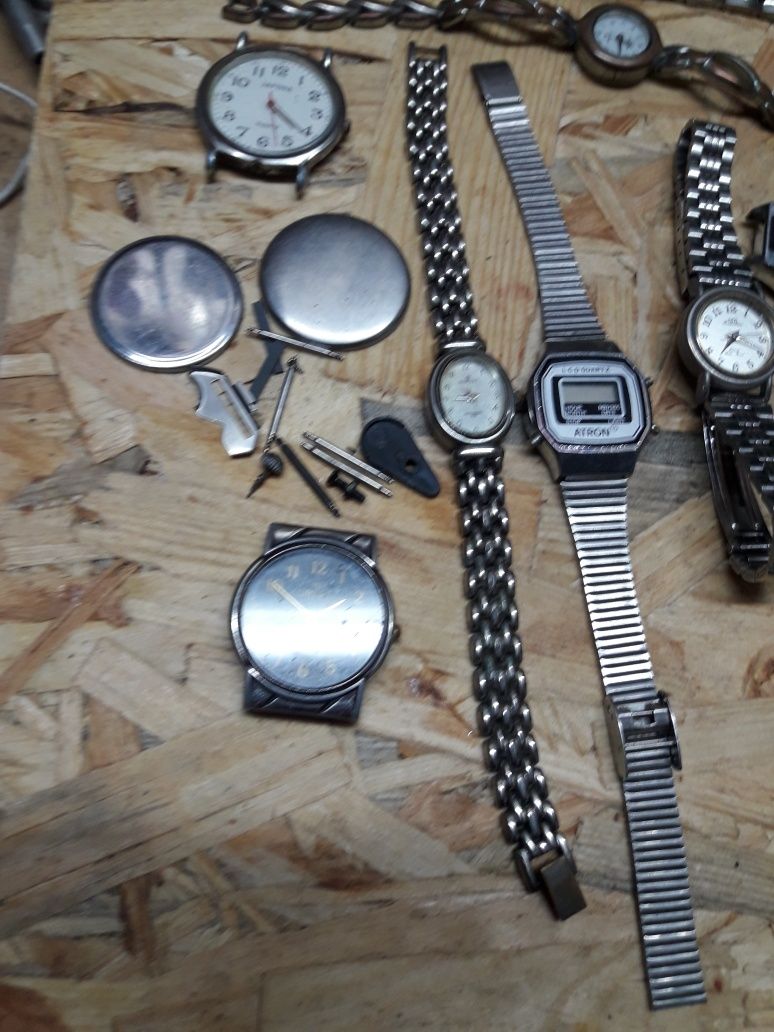 Stare zegarki oraz elementy Cena za całość