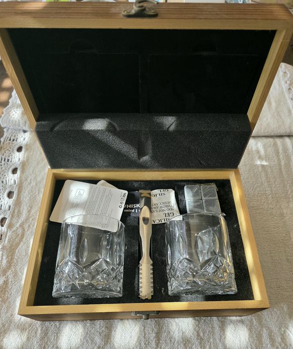 Conjunto de copos de wishkey