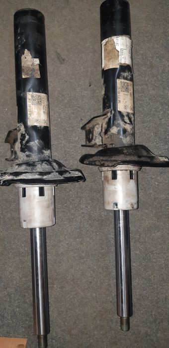 Амортизатор передний vag 5q0413031ec