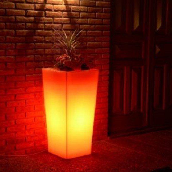 Floreira e vaso com luz led