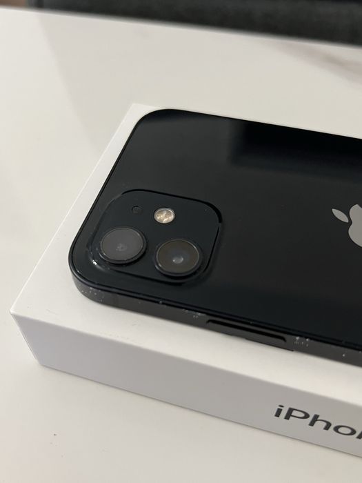 iPhone 12 Black 64GB