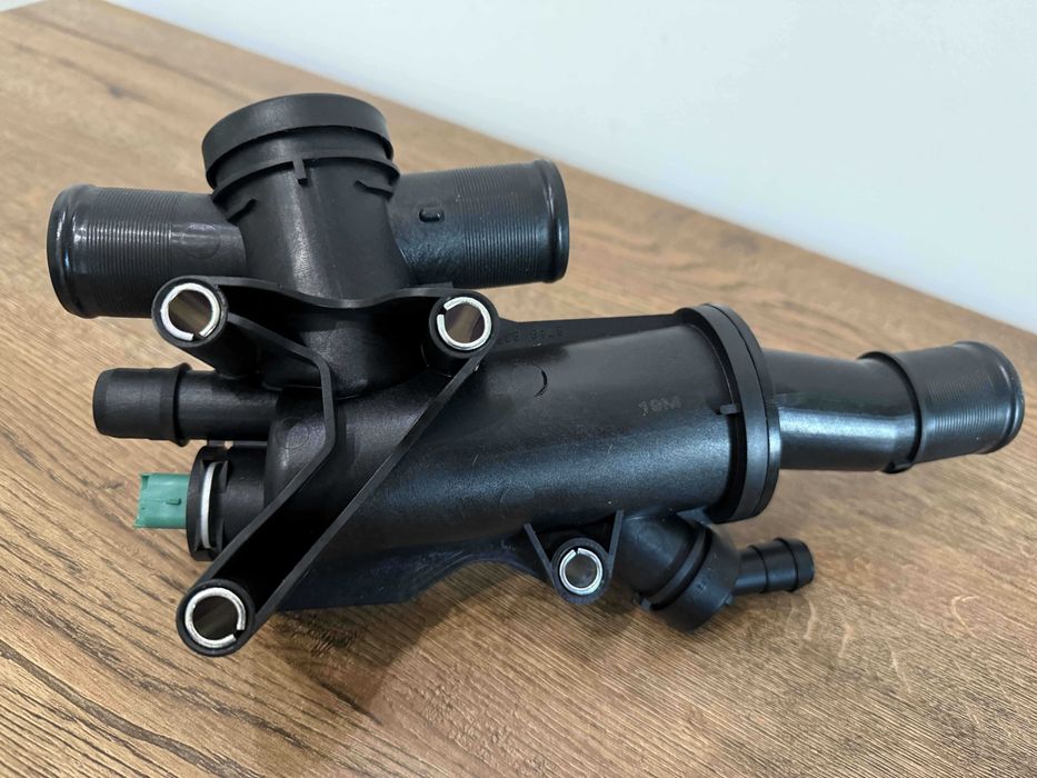 nowy termostat Meyle Behr TH 43 83 m.in. do Ford Mondeo mk4 2.0 tdci