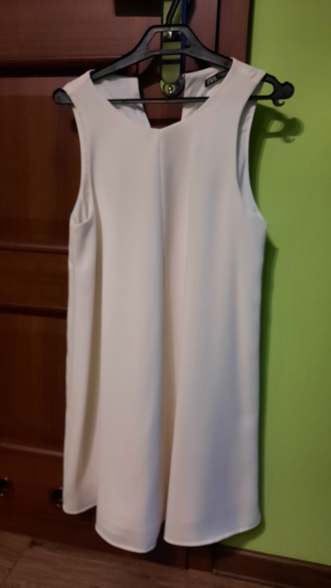 Nowa sukienka Zara r. 34 kolor ecru