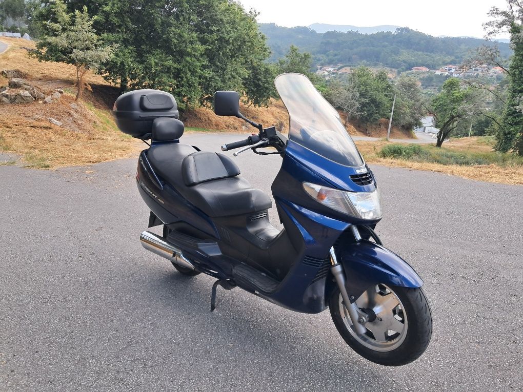 Suzuki burgman 400