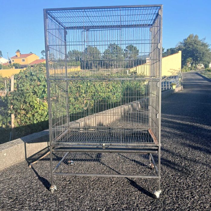 Gaiola para pássaros