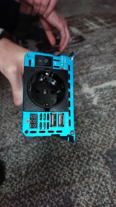 Інвертор 12V на 220V Foval 2600W  чиста синусоїда