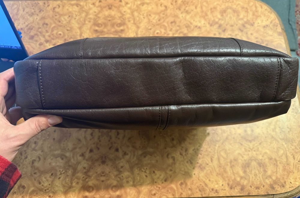 Шкіряна сумка Wittchen для ноутбука 15.6""+