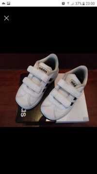 Sapatilhas adidas 23 como novas!