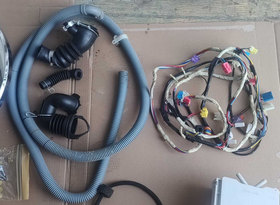 Pozostałości (sprawne) po pralce LG WD-12390NDK