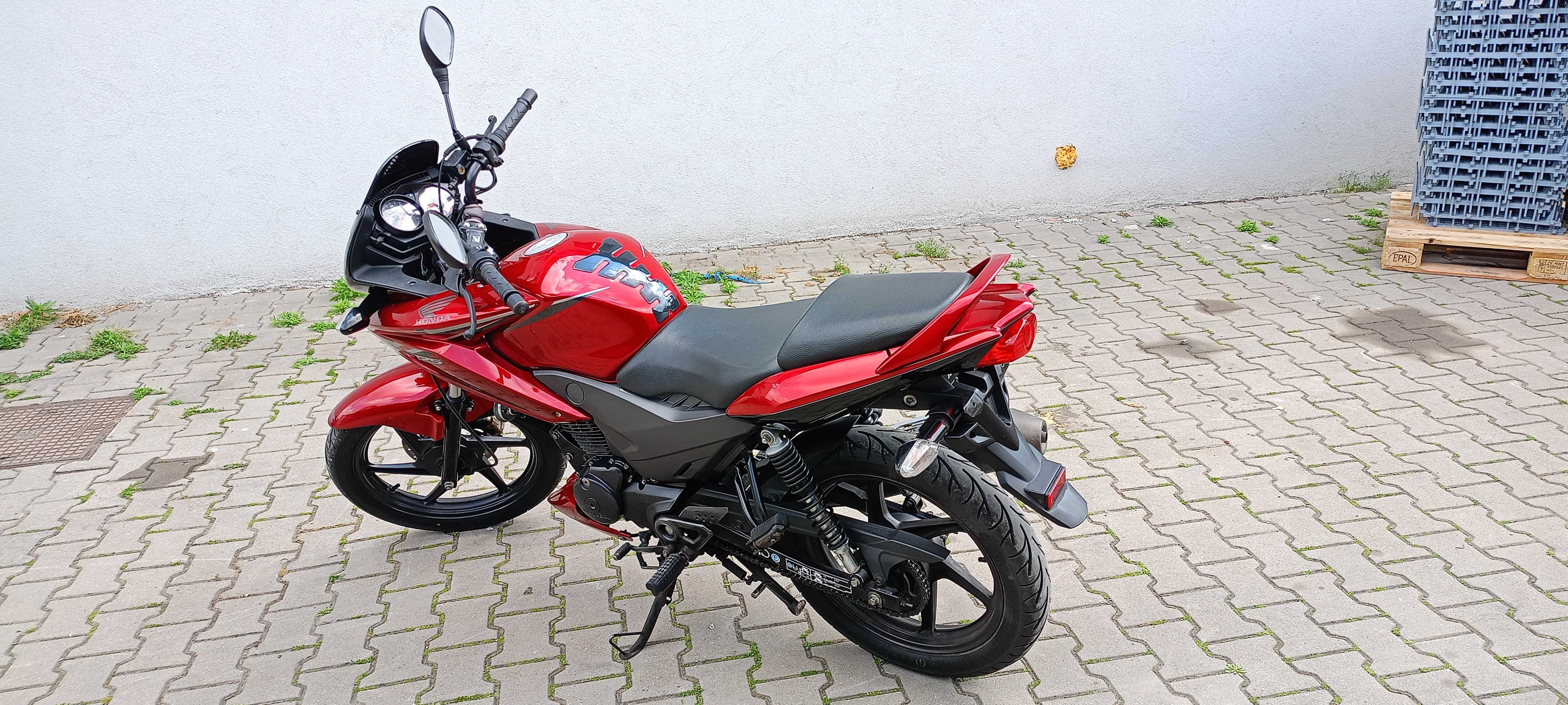 honda cbf 125 KTM duke