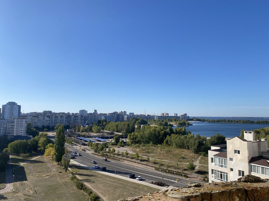 Героїв Дніпра, 23