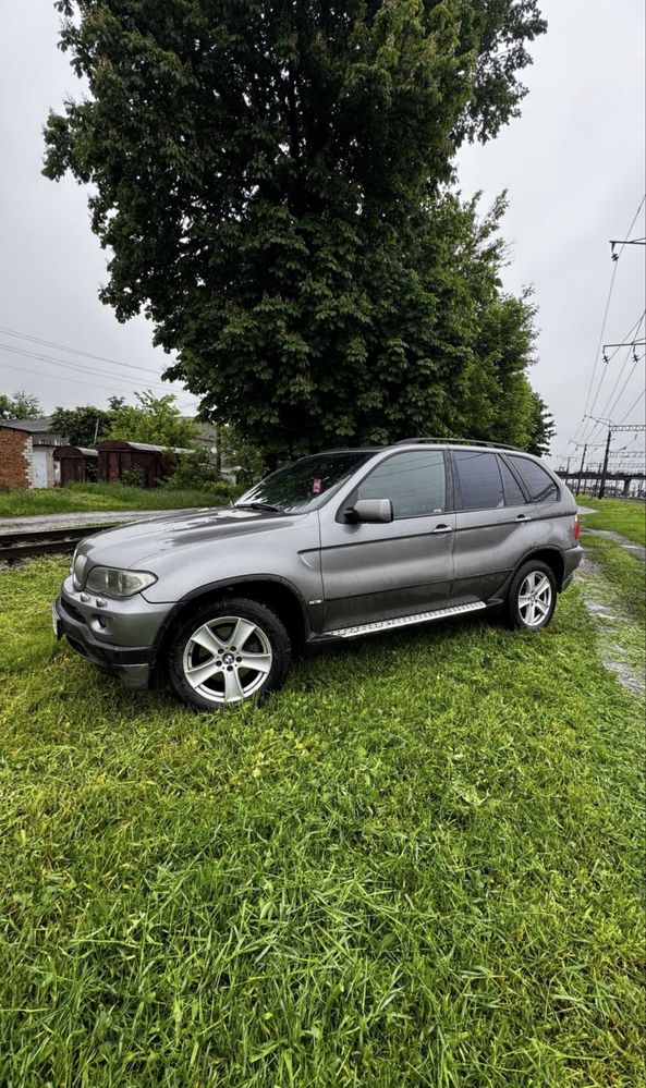 Продам авто BMW X5, E53
