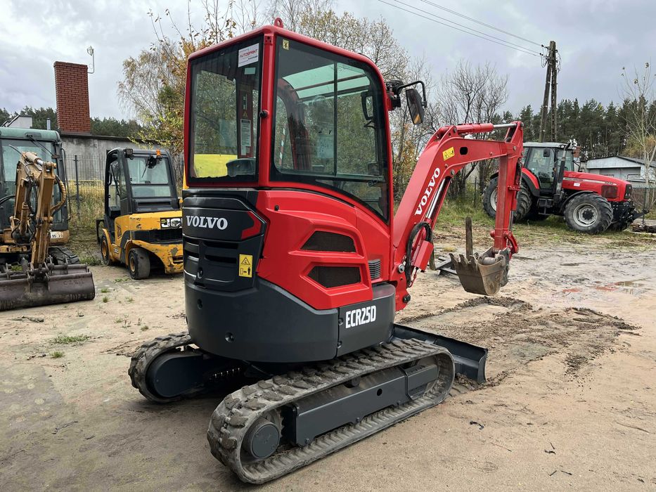 Volvo ecr25d minikoparka 2,5t  Sprowadzona JCB 8026 Kubota Kx-027