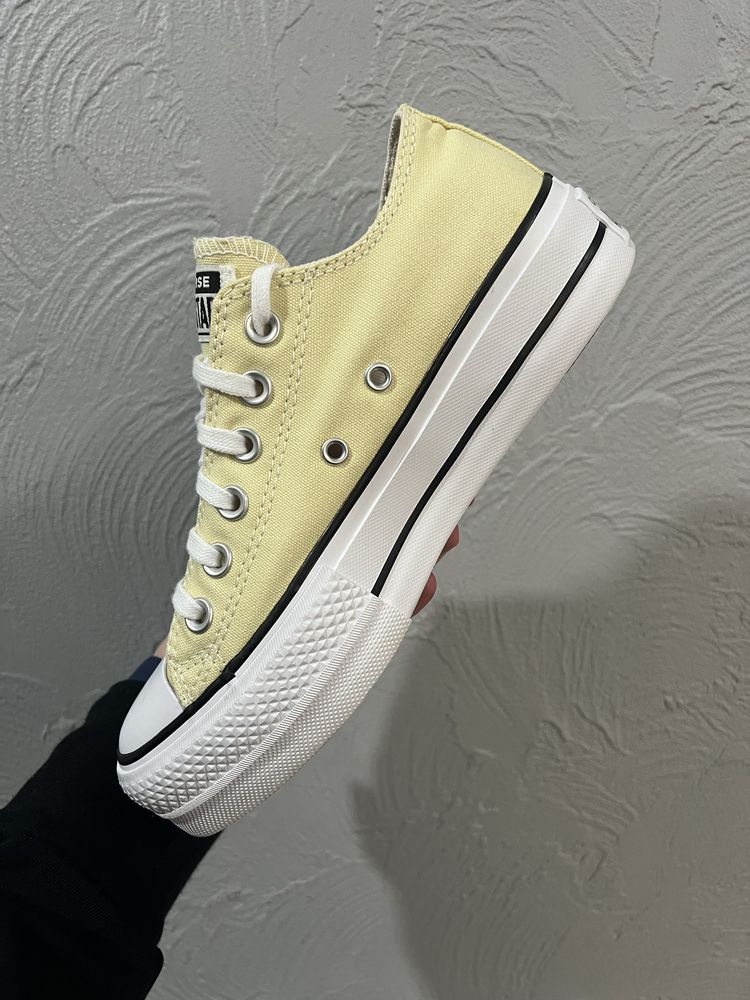 Оригінал ! Кросівки/кеди Converse Chuck Taylor All Star Lift Ox