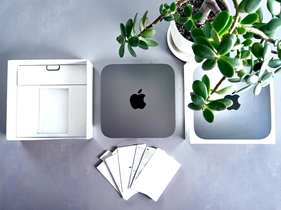 Apple Mac Mini 2018 Core i3 4 ядра, DDR4, стан нового, повний комплект