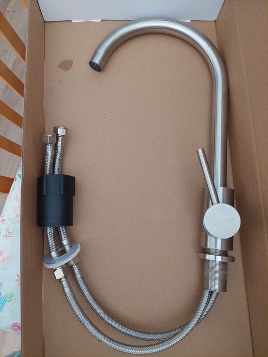 Misturadora RODI monocomando de bica giratoria