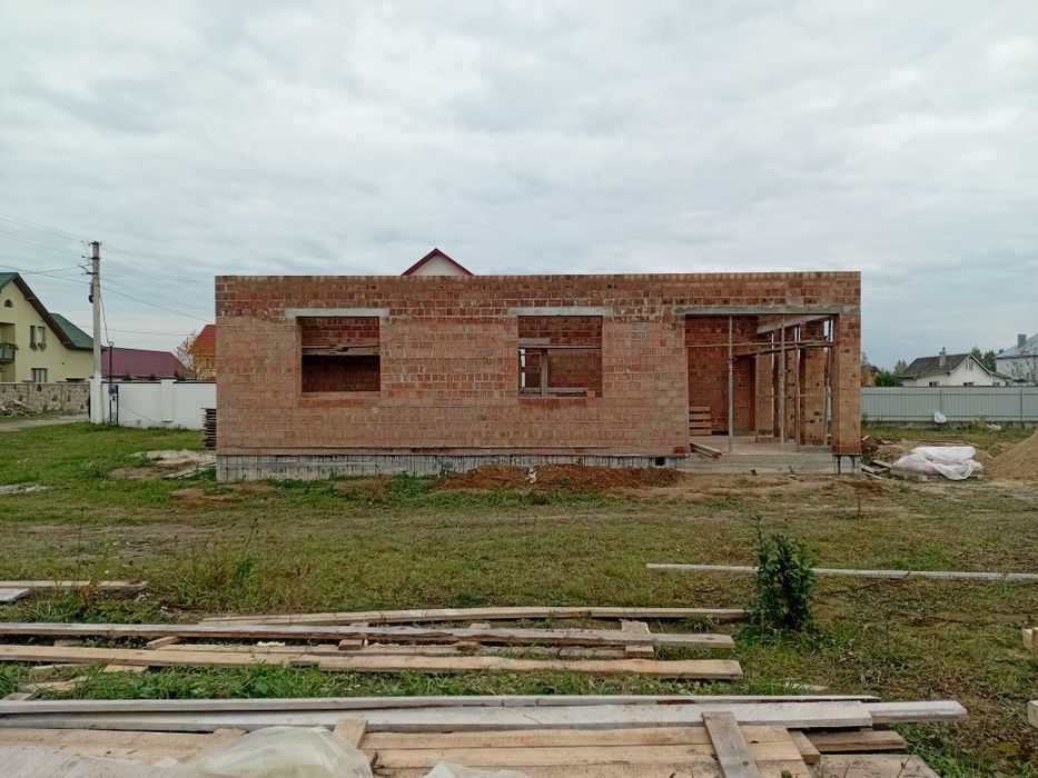 Мурування стін із газобетона цегли шлакоблока.