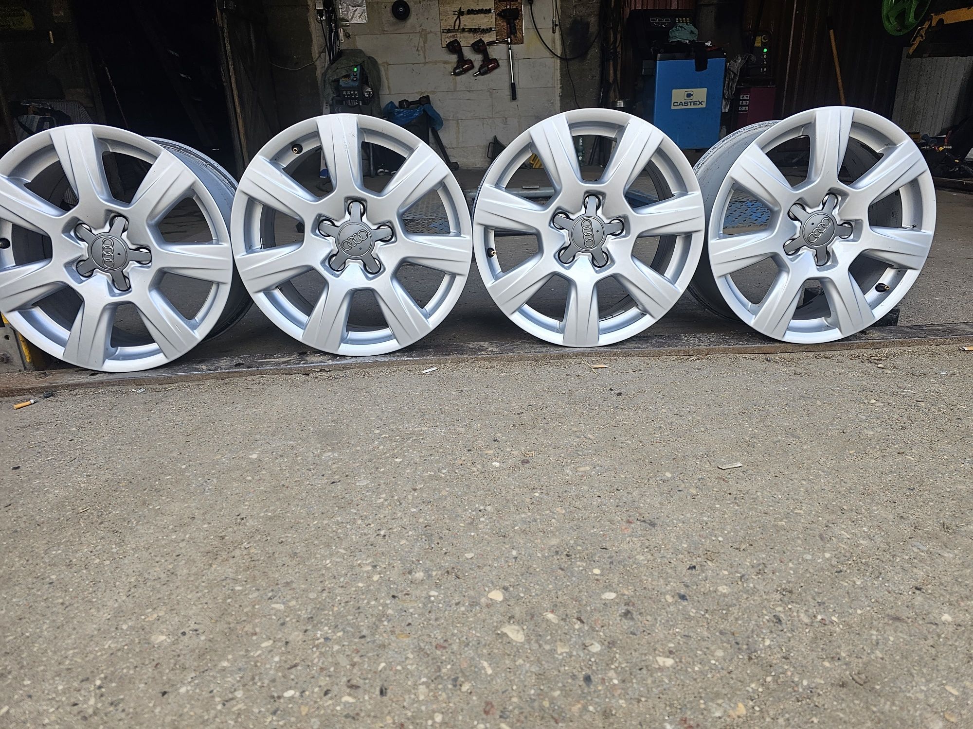 Felgi Aluminiowe Audi A4 B8-B9 R16 5x112 ET45-7.5J