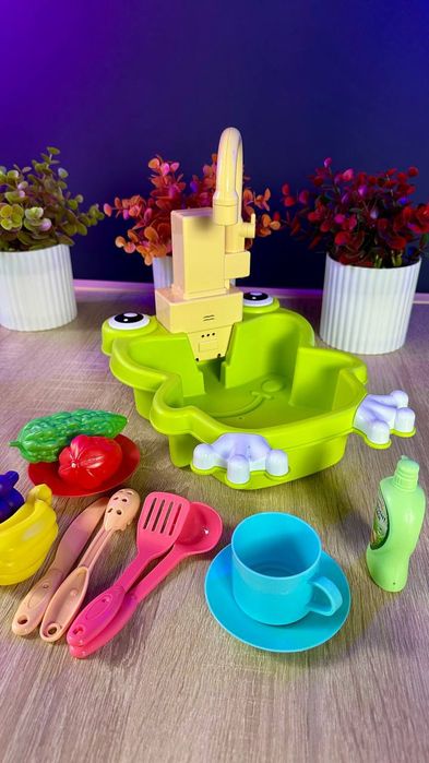 Дитяча мийка мойка умивальник з водичкою водою продукти холодильник