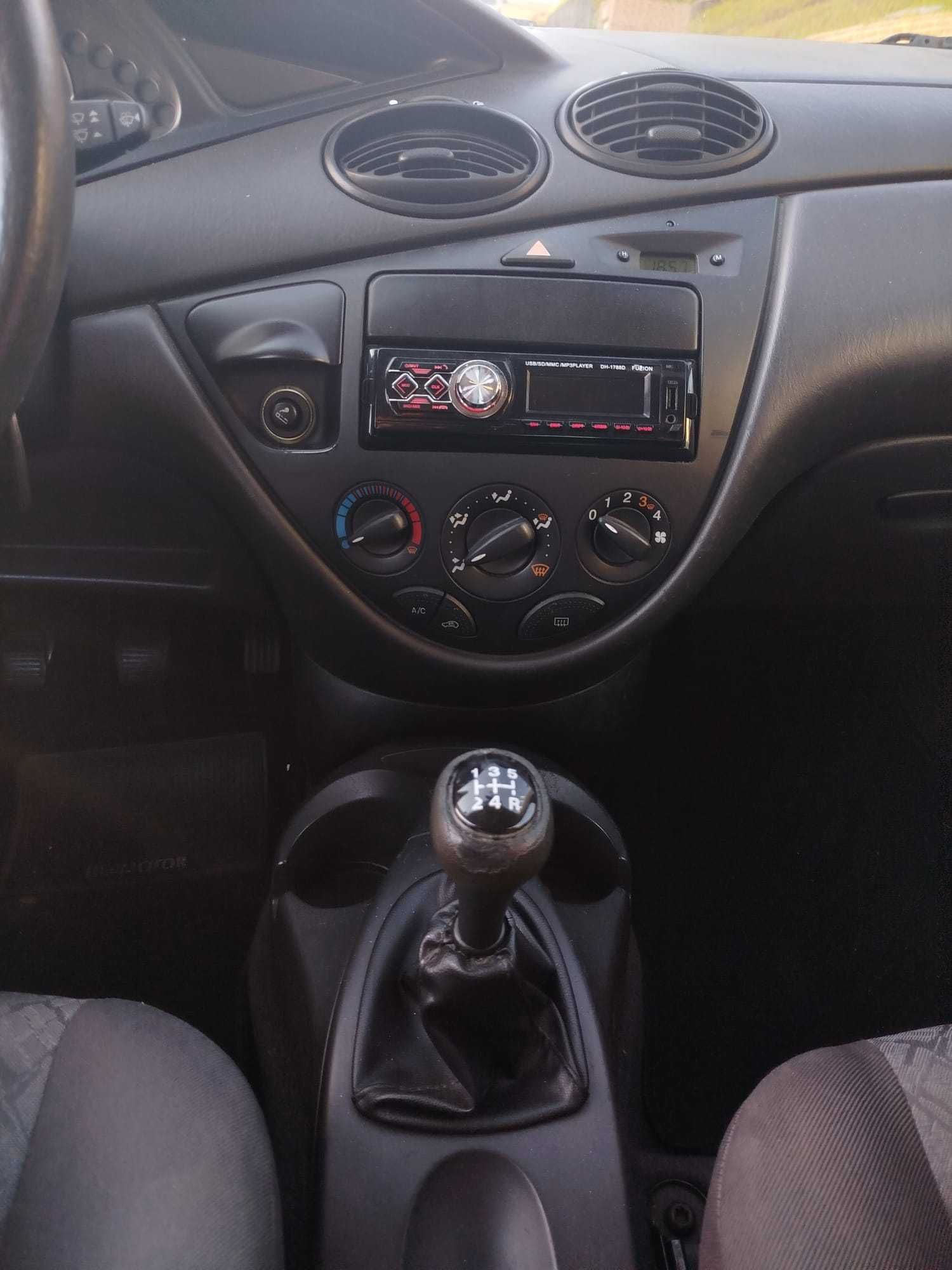 Ford Focus 1.4 2001