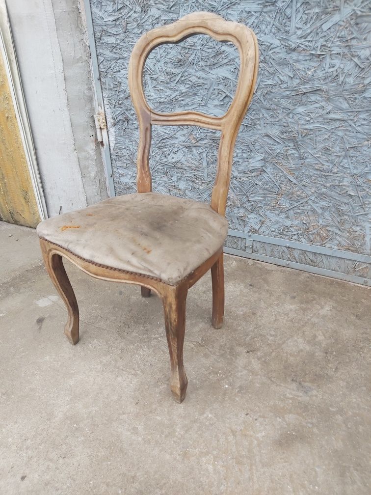 Stare krzesło antyk