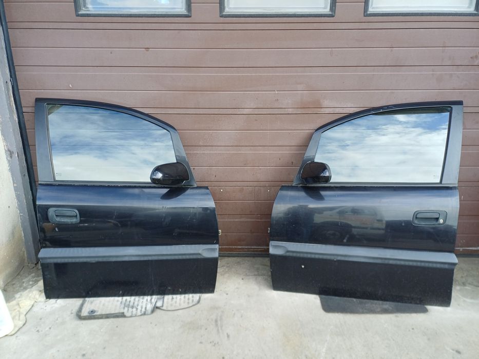 Opol  zafira a  i drzwi przod tyl prawy lewy czarne