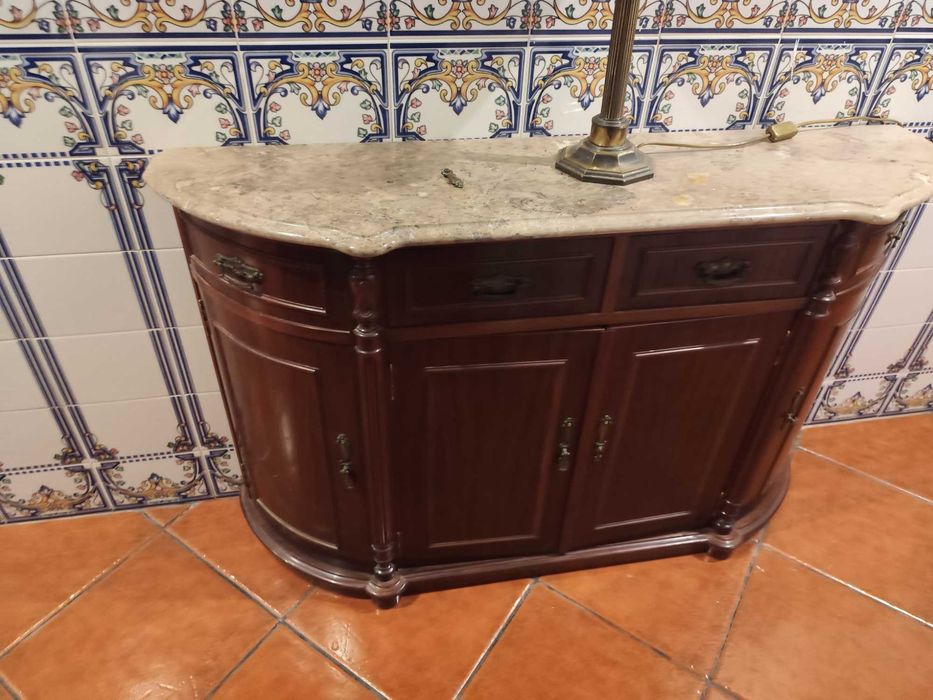 Móvel aparador/consola com pedra marmore