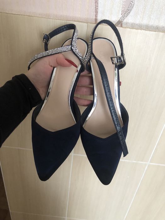 Продам туфельки самої попелюшки,нереально зручні та ефектні