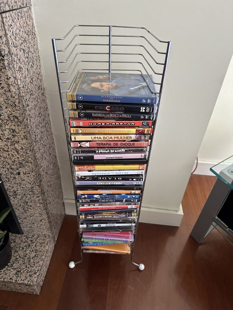 Torre para guardar DVD