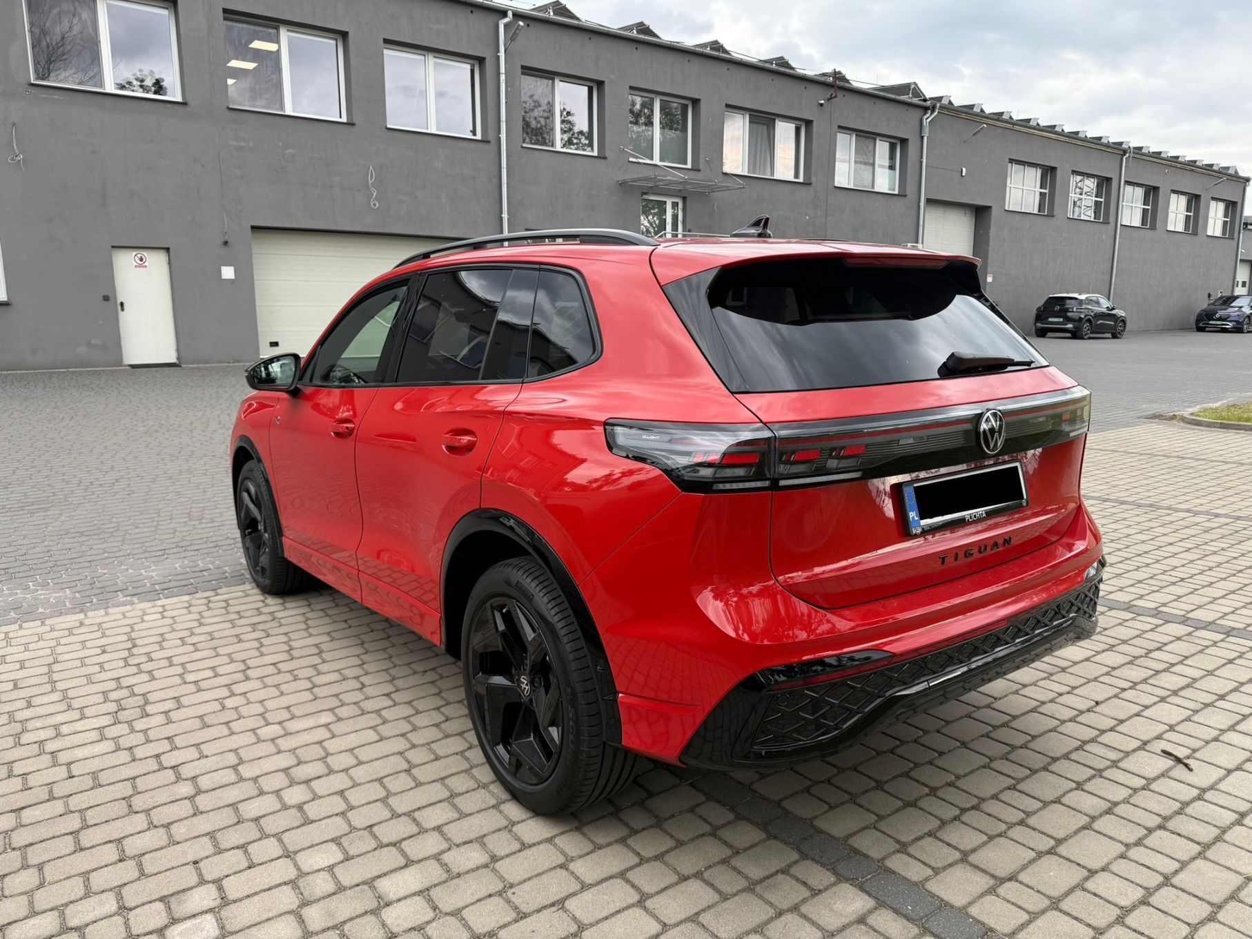 Volkswagen Tiguan R-Line TDI, 4Mot, DSG, Webasto, Max wyposażenie