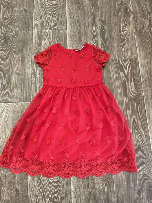 Платье  на девочку