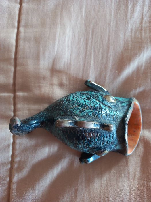 Peixe em Bronze pintado à mão