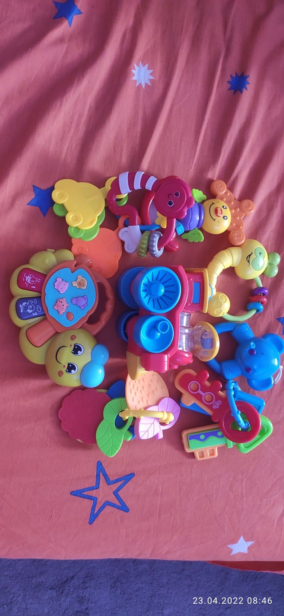 Продам детский игрушки-погремушки