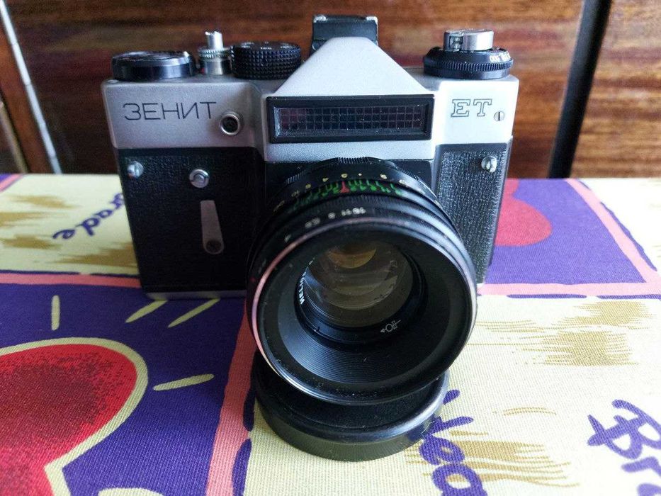 Фотоаппарат Зенит ЕТ с объективом Helios-44-2 2/58