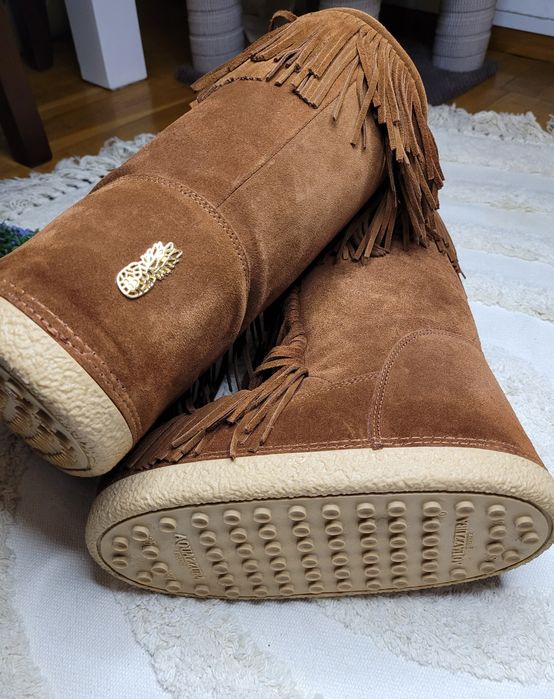 Śniegowce futro wodoodporne Aquazzura  Moon boot  35-37
Aguazzura prem