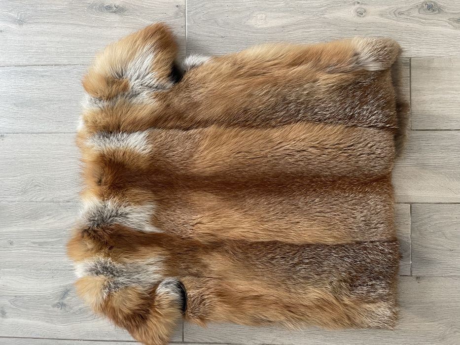 Жилетка з натуральноі лисиці