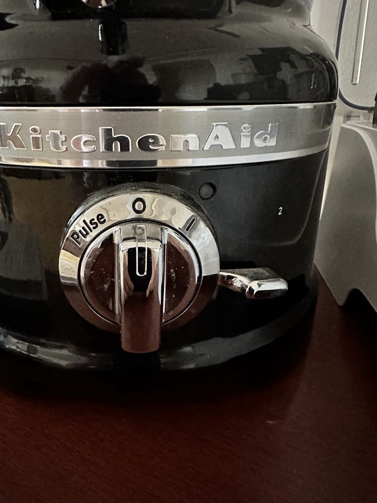 Кухонный комбайн KitchenAid Artisan 4 л. 5 KFP1644EOB