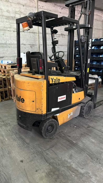 Empilhador Elétrico Yale ERP20AAF E2130 — 2003 — Oportunidade