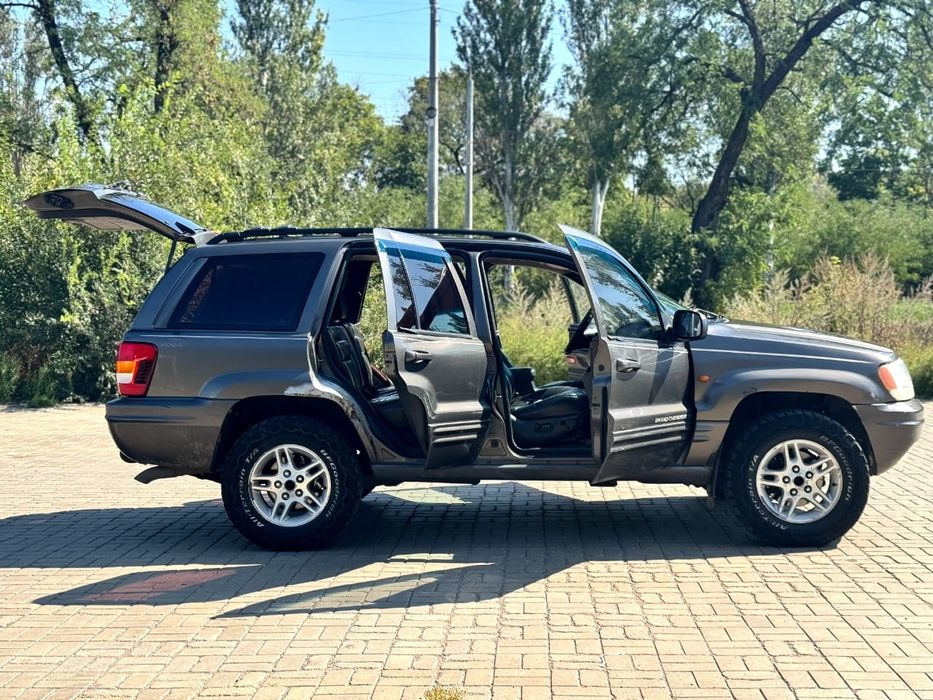 Авто на полном ходу