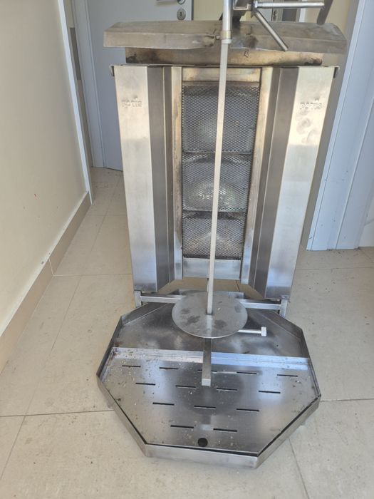 Vendo  máquina  de  kebab  a gás