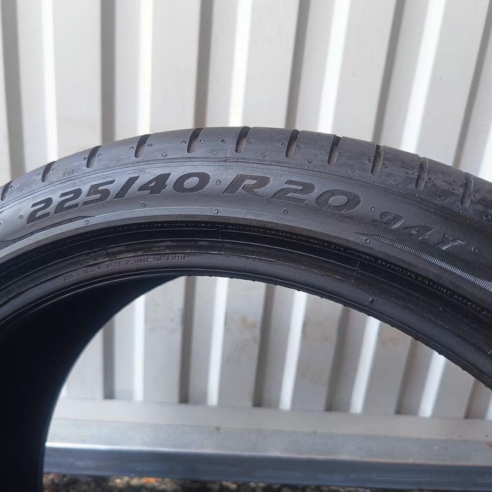 Dwie opony Pirelli P.zero 225/40 R20