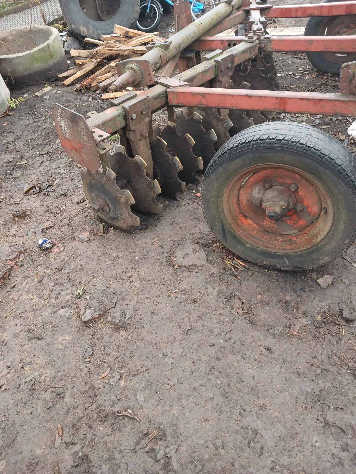 Продам дискову борону