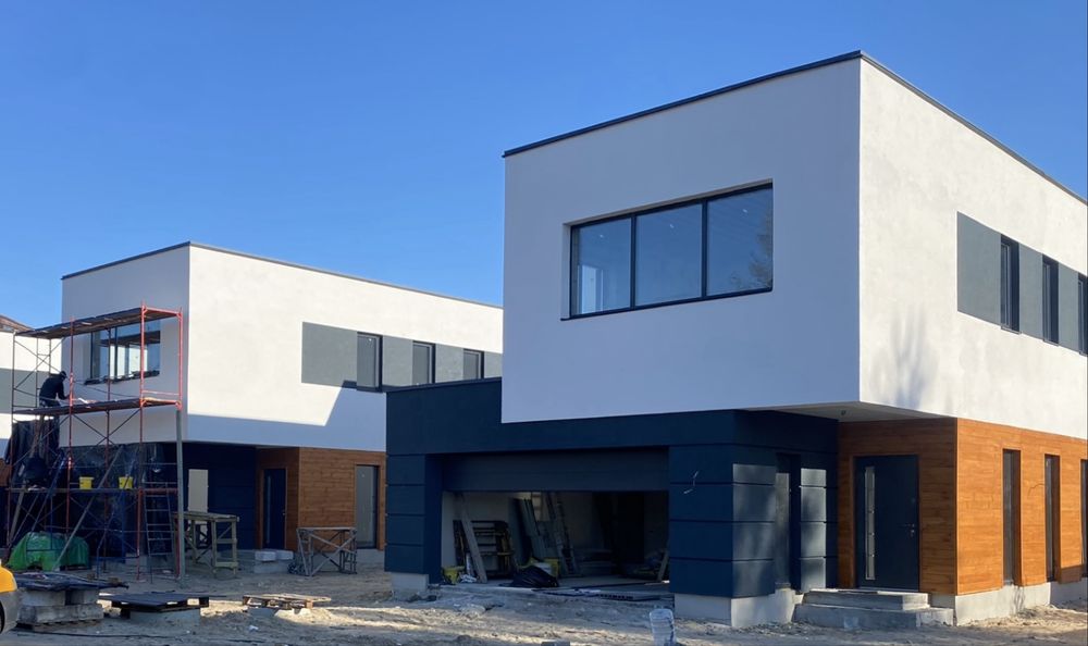 Продаж будинку з власним пляжем на затоці Дніпра
