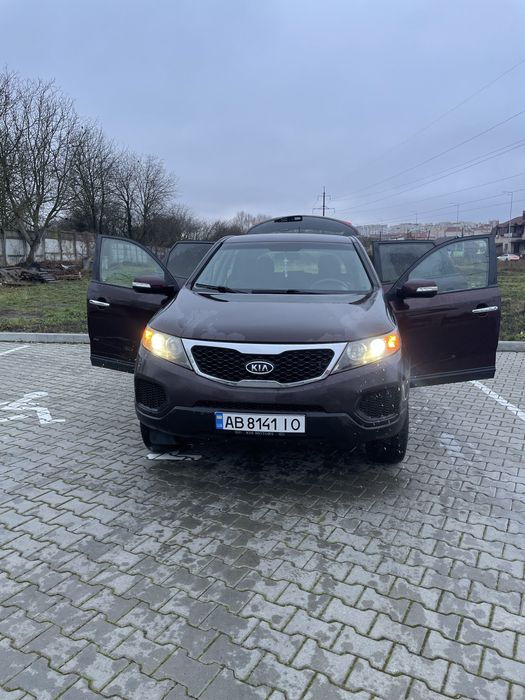 Kia Sorento 2011 рік • Бензин 2.4