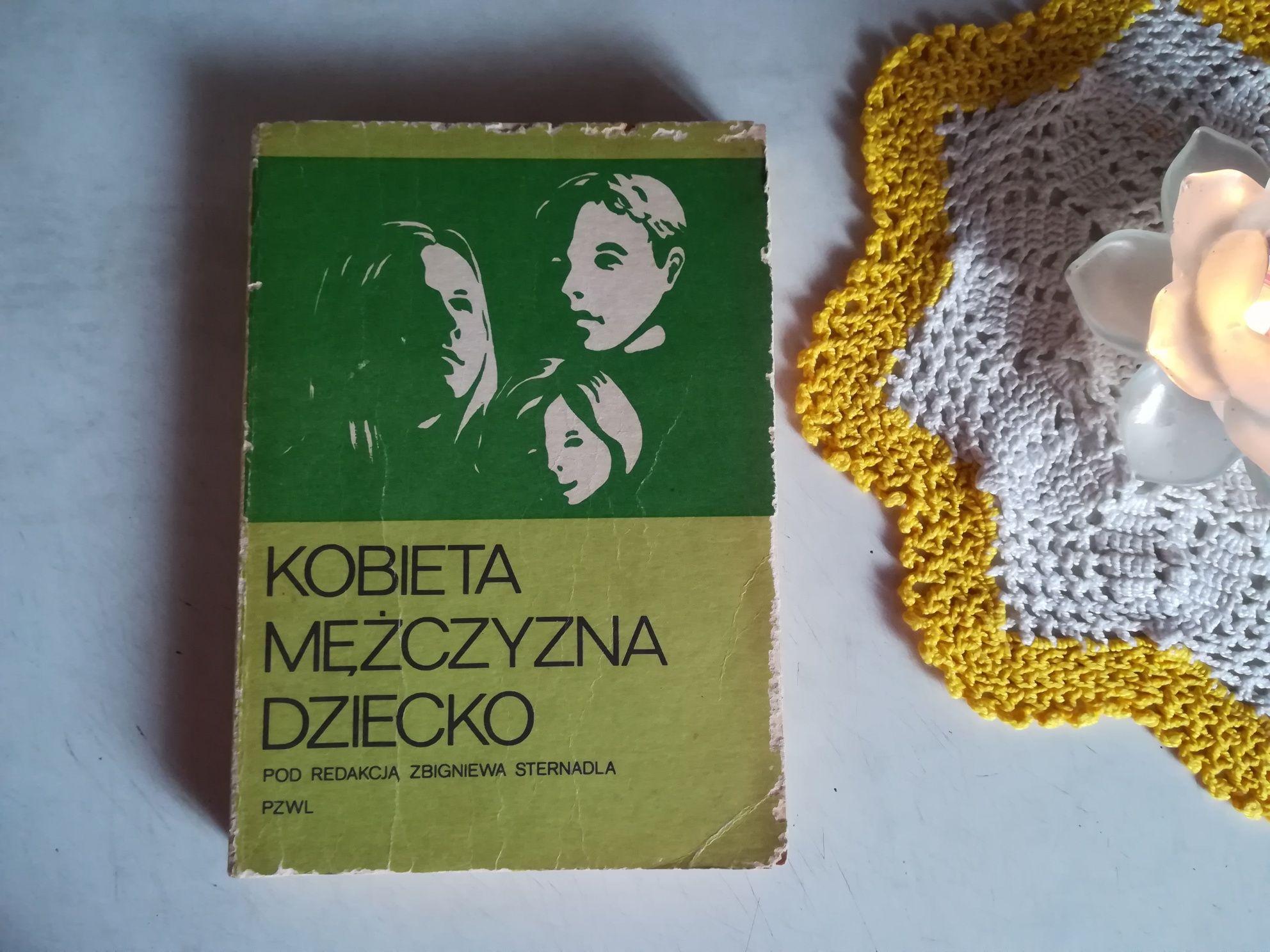 Książka - Kobieta mężczyzna dziecko - Zbigniew Sternadla - 1984 rok