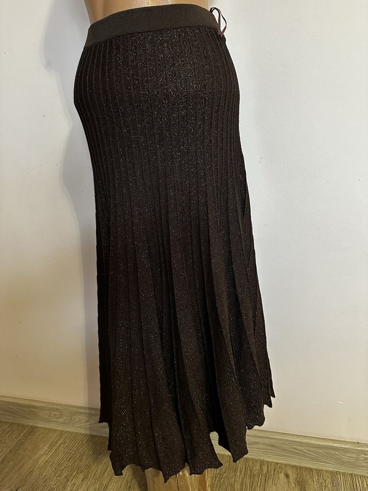 Spodnica firmy zara
