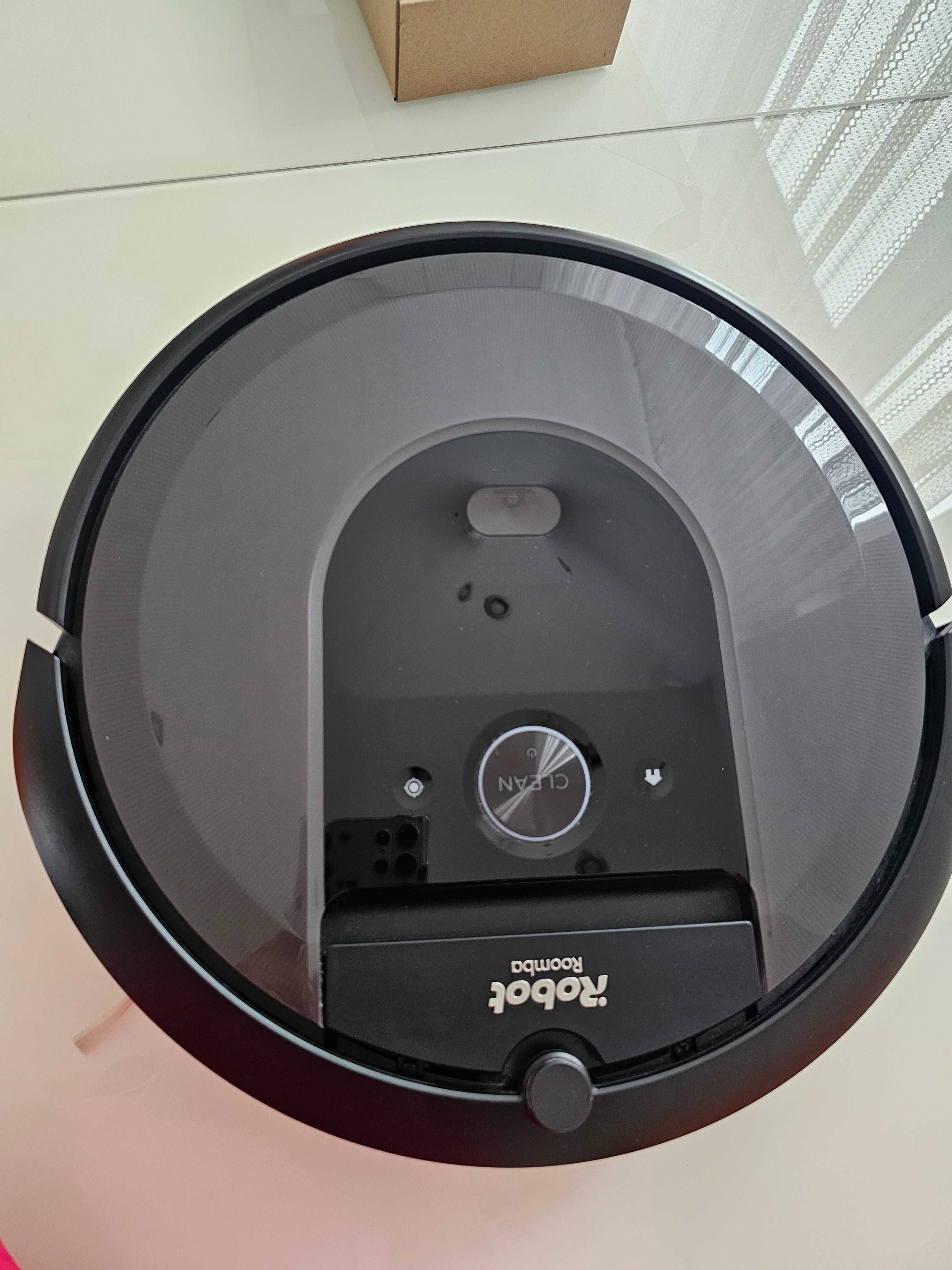 Robot odkurzający iRobot Roomba i7 stan b.dobry