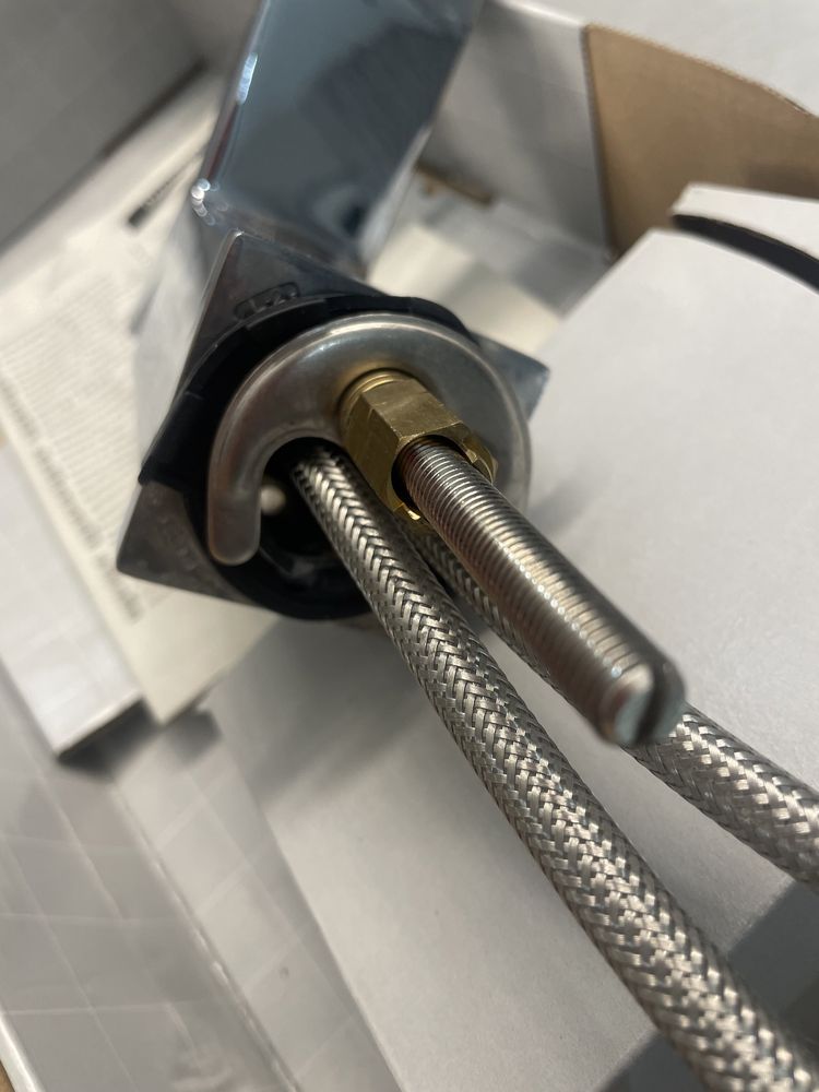 Bateria umywalkowa  GROHE SAIL CUBE